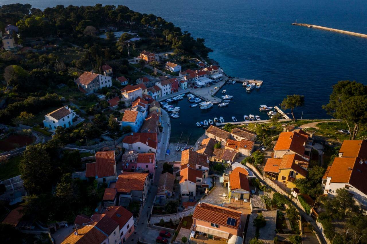 Apartments Antje Veli Lošinj Екстериор снимка