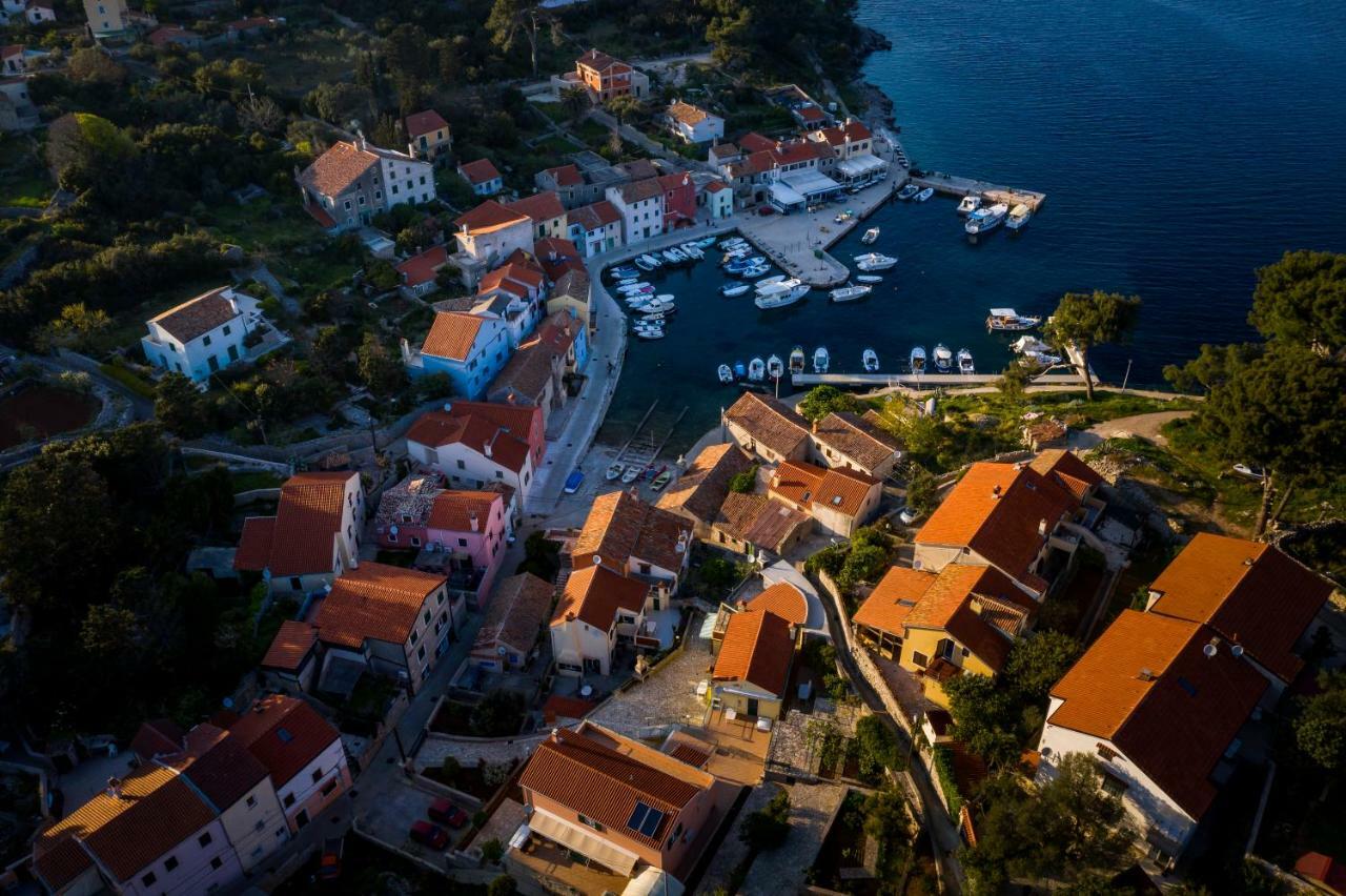 Apartments Antje Veli Lošinj Екстериор снимка
